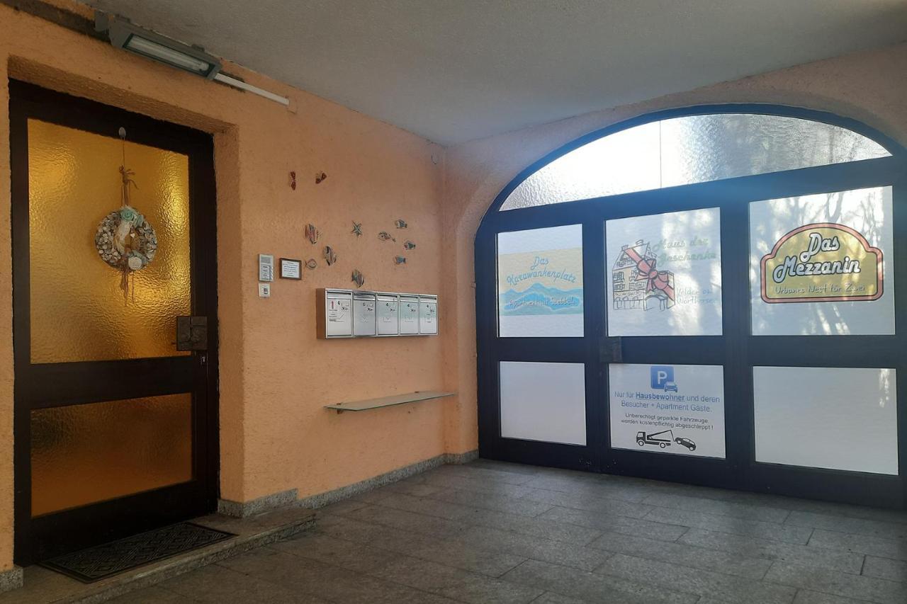 Das Karawankenplatz! Haus Der Geschenke-Carinthia Leilighet Velden am Wörthersee Eksteriør bilde